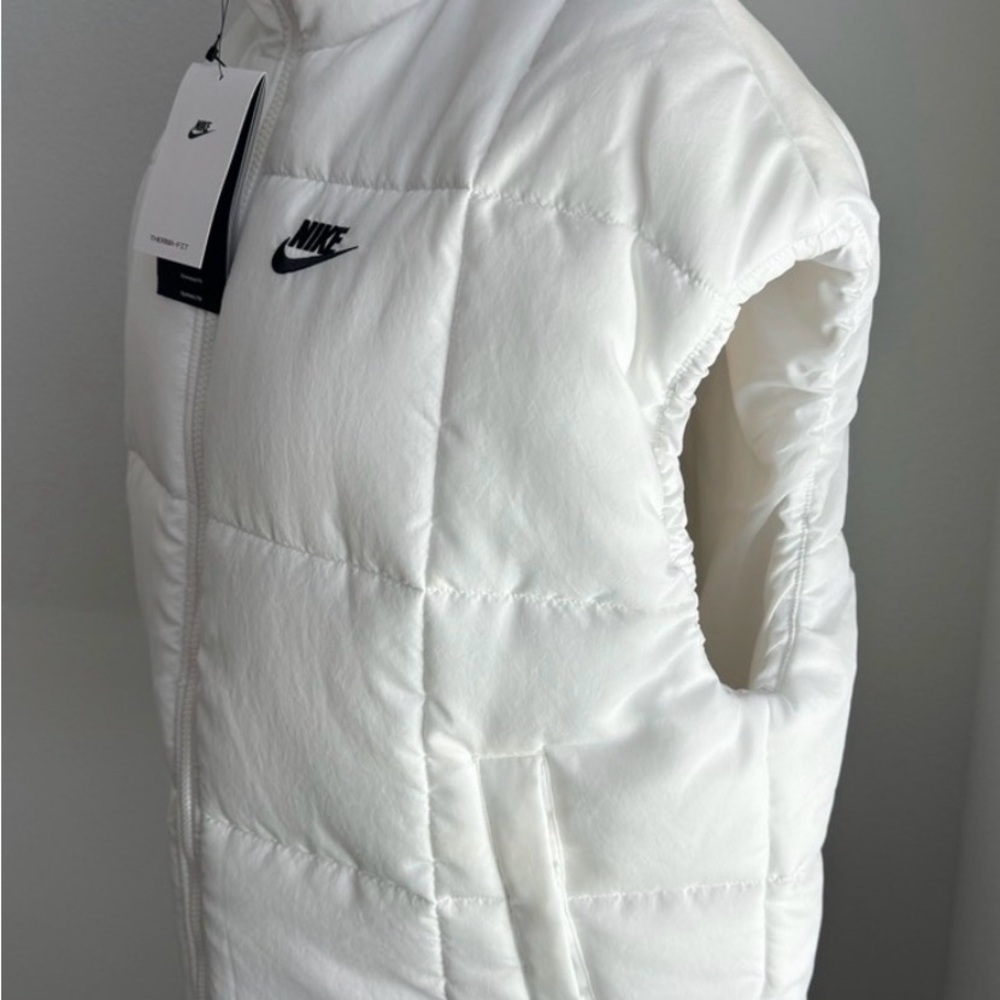 Nike White Quilted‎ Therma fit Vest with Black Logo size Large NWT - Picture 10 of 10